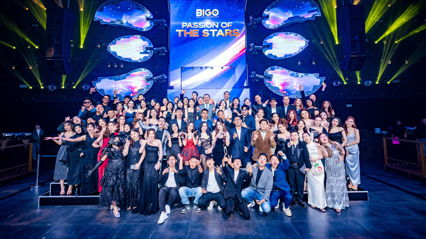 Berikut Ini Daftar Lengkap Nama-Nama Pemenang Bigo Mid Gala Awards 2025